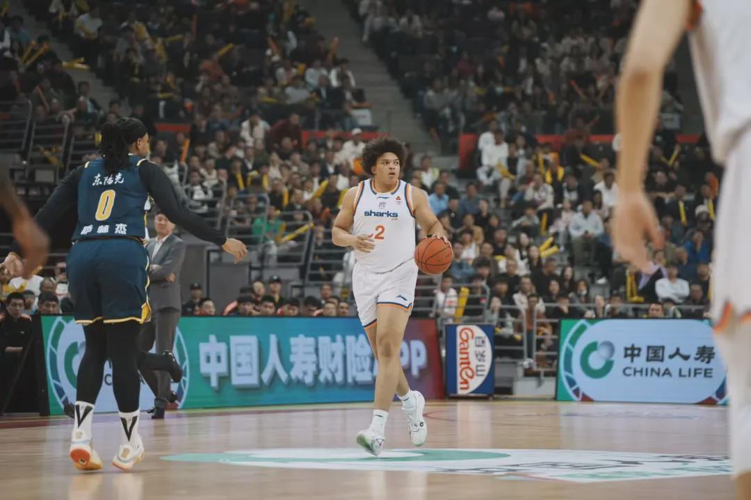 乐鱼体育app-3个月后终于20+！广东头都大了，不能只会打老东家啊...