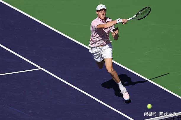 乐鱼体育官网平台-梅总赐阿卡赛季首败迎夺冠利好消息，梅辛决被称完美阳光双冠较量