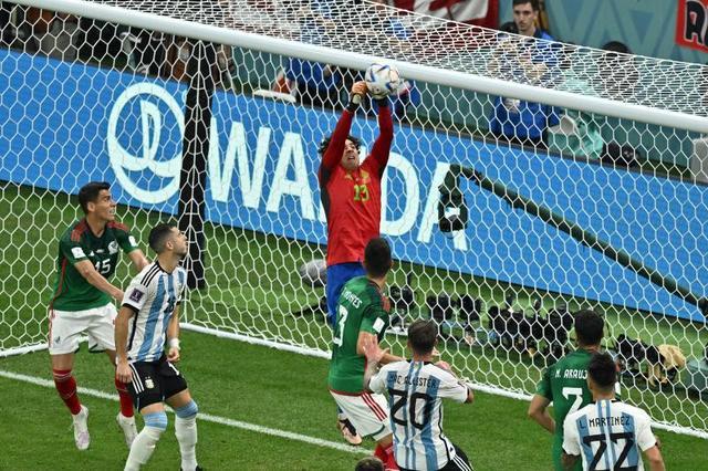 乐鱼体育-美加墨世界杯48骏大名单全部敲定，梅西、C罗和奥乔亚史无前例六度出征