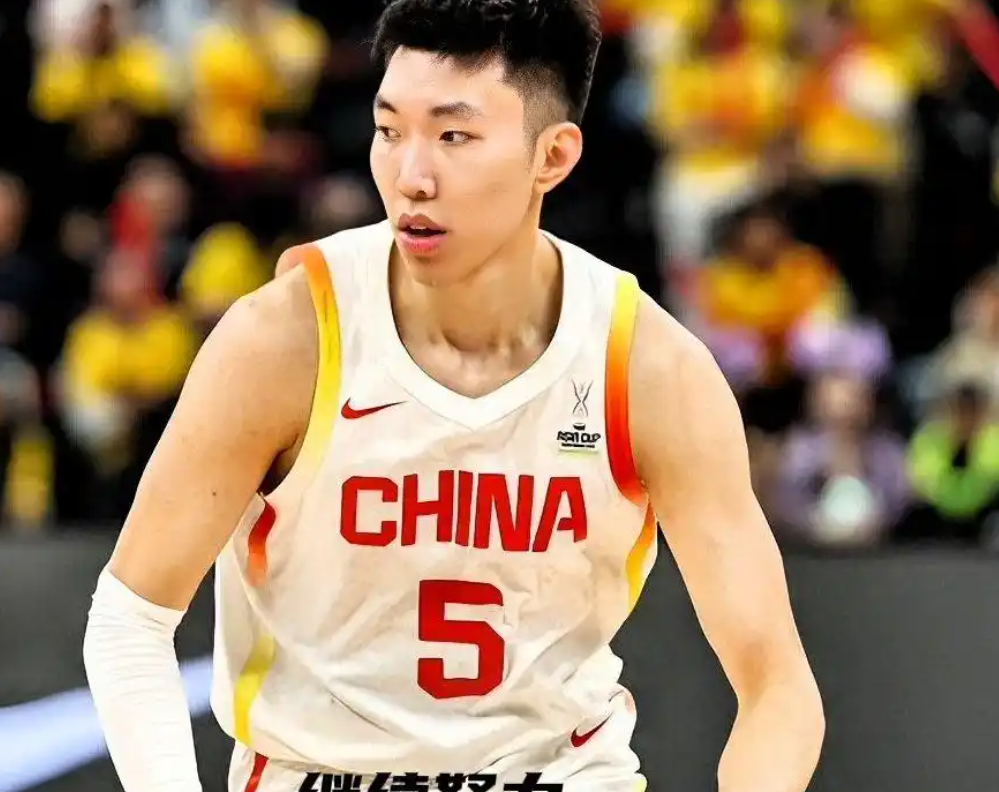乐鱼体育-男篮82-78胜FMP拉德尼基 球员评价：4人优秀，2人及格，5人低迷
